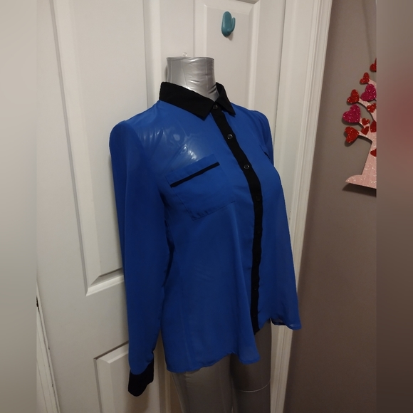 Mine Sheer Button Up Blouse Royal Blue & Black Size M NWOT - Picture 4 of 10